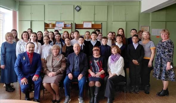 Хăнара - илемлĕ сăмах ăстисем