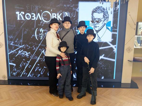 Зимняя дорога привела в музей