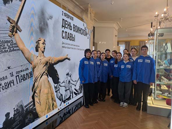 Ты выстоял, великий Сталинград!