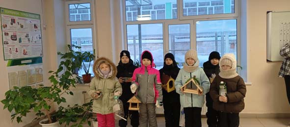  Поможем зимующим птицам