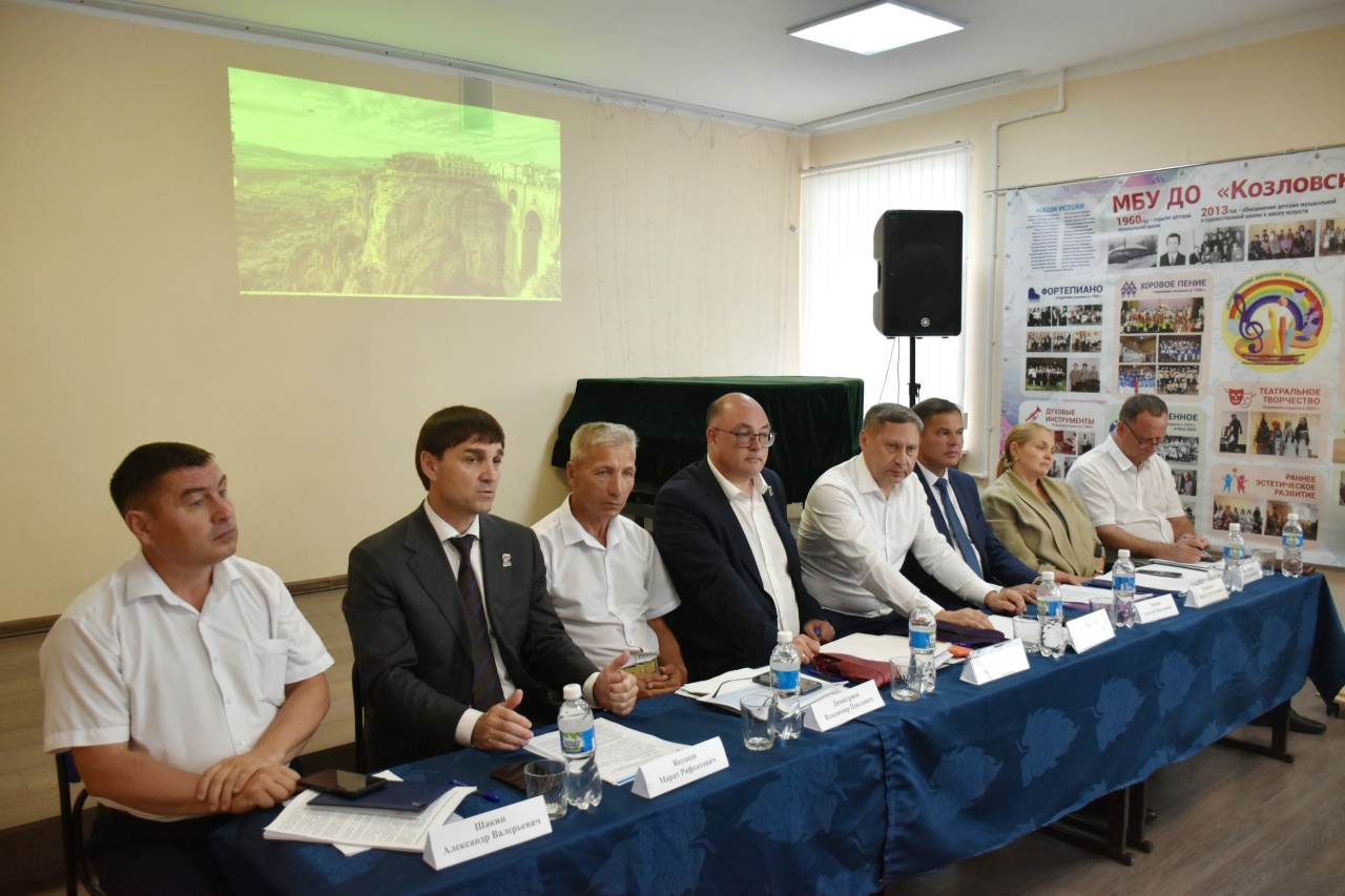 Встречи в рамках проекта «Открытый разговор» Правительства Чувашии сегодня прошли в Козловском муниципальном округе.