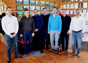 Объединяет любовь