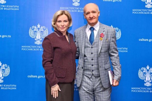 2 с министром культуры РФ Любимовой 
