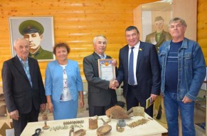 В дар музею