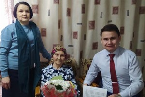 В окружении дочерей