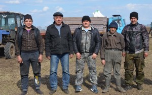 В районе лидер