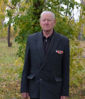 Осталась служба за плечами