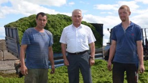 С бодрым настроением