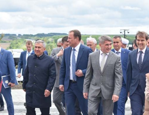 Строителям безмолвных рубежей