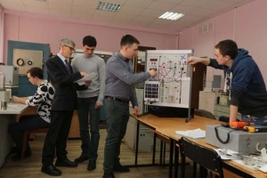 Тот везде нужен кто с цифрой дружен