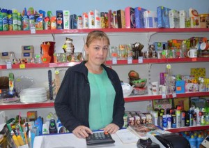 И бухгалтер и продавец
