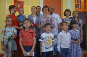 Что может быть семьи дороже