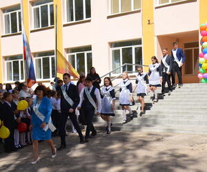 В добрый путь, выпускники!